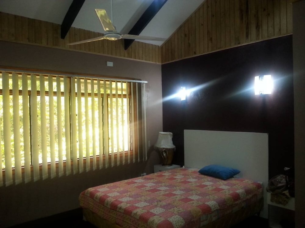 Marrs Villa - view 13