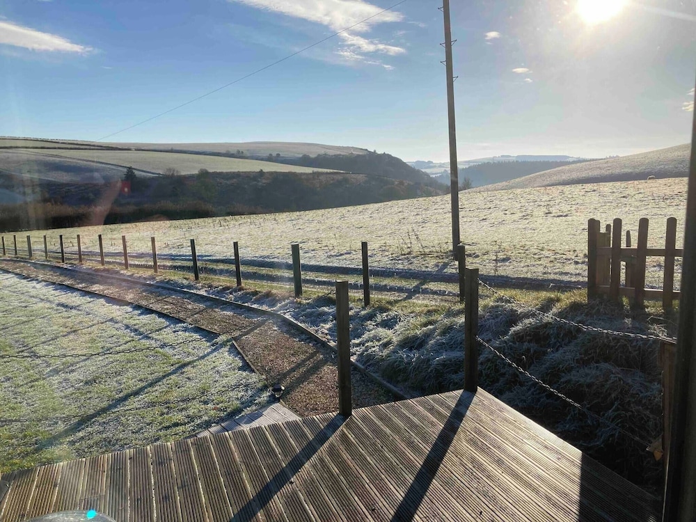 Hill View Cabin-private hot Tub-valley Views