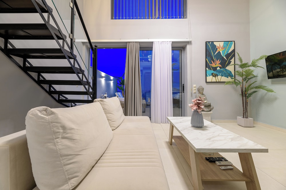 Pearl Luxury Living