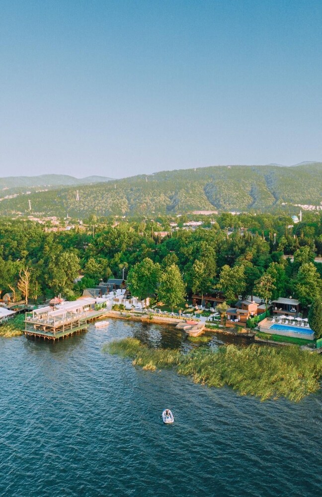 SAPANCA KIYI BUNGALOV