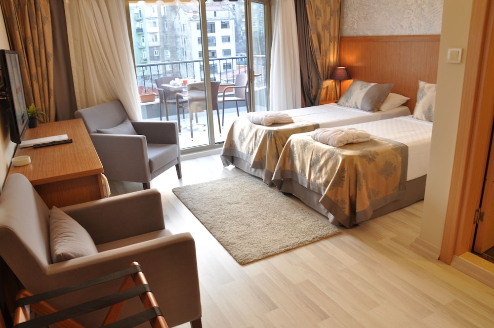 Waw Otel Galataport - Image 31