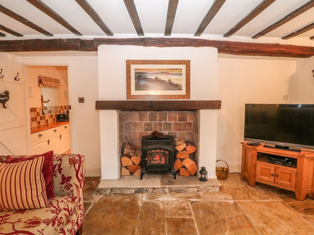 Laburnum Cottage view 5