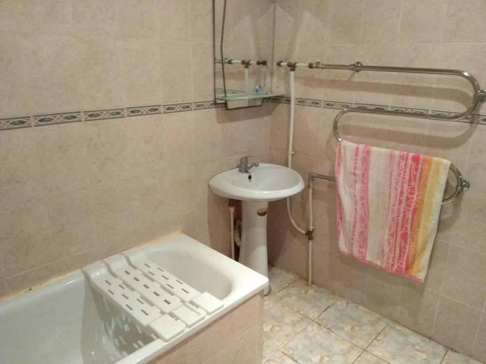 Guest House on Griboedovsky 27a - hostel