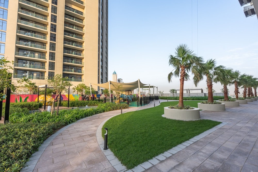Stunning 2BR With Amazing Views in Business Bay
