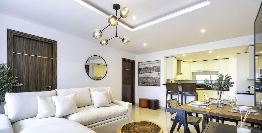 LUX The Bonnington JLT Suite 2