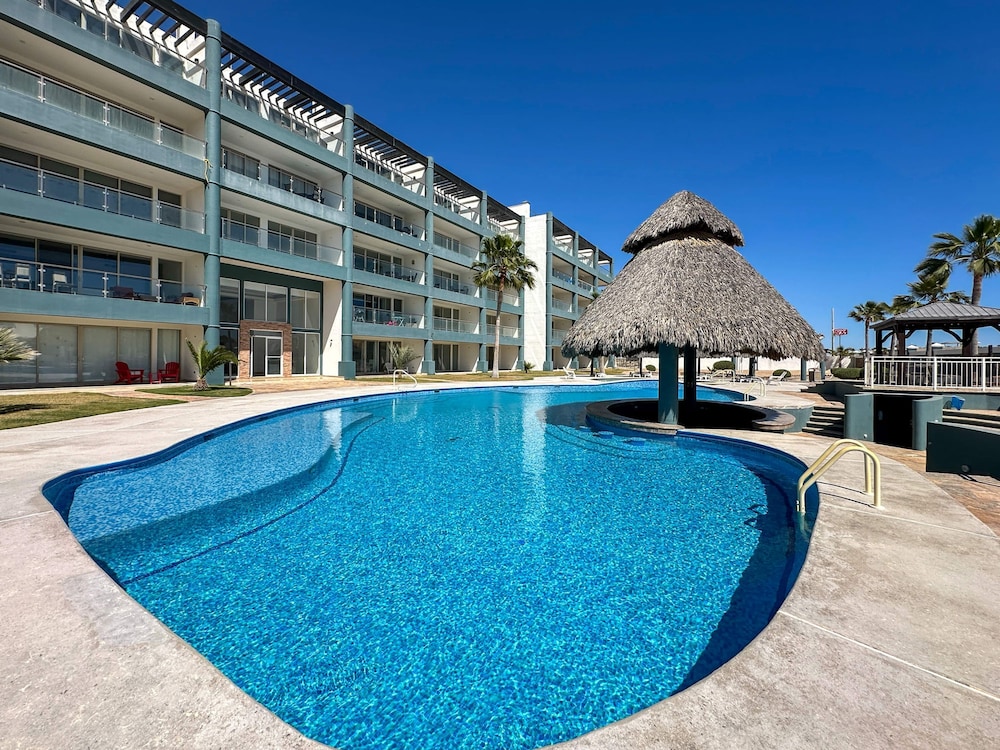 Amazing Location Close to it all Great Price