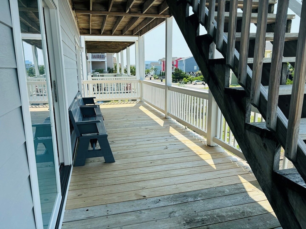 Seascape - 3 Br Home