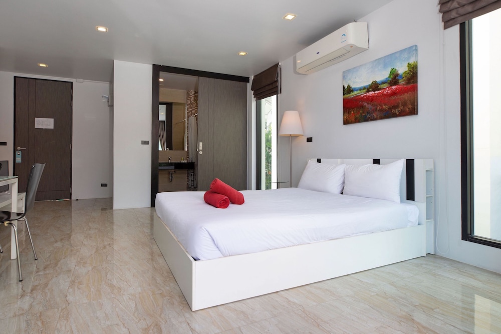 Lovely Pool Villa UTK B2 near Kata Beach