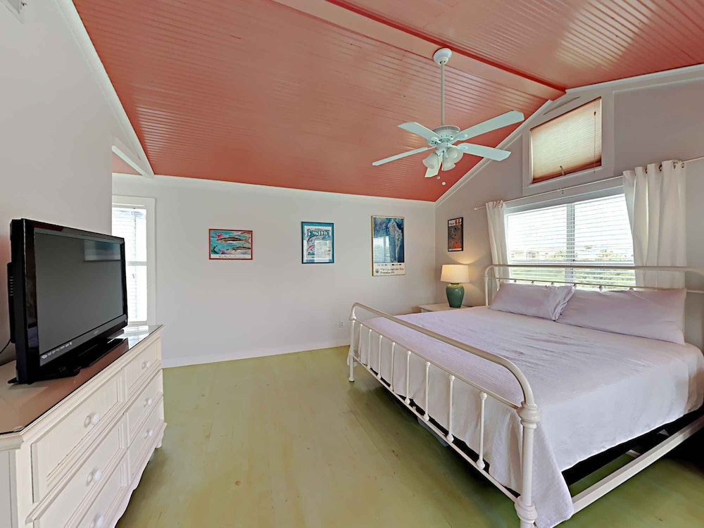 Cobia Cottage view 3