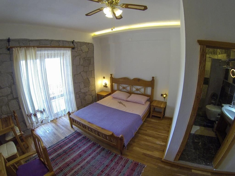 Farmidaya Biotel