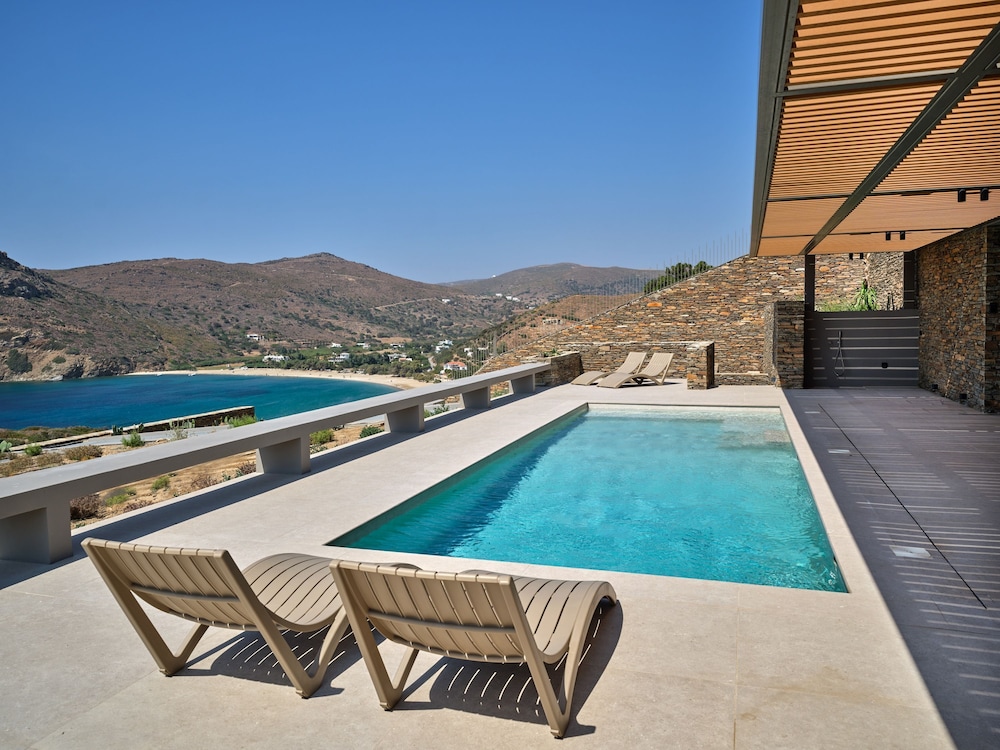 Big Blue Villas II - Andros