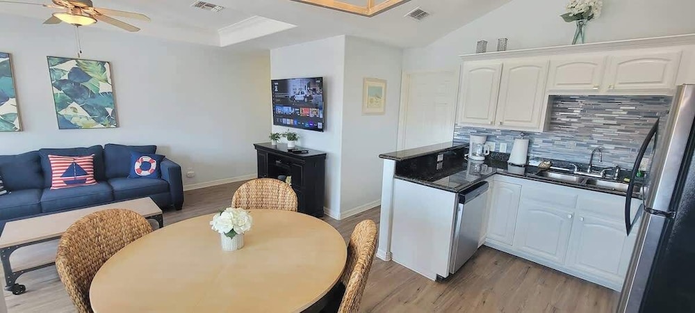3rd Flr Beachview Luxe - Elevator - Pool - BBQ