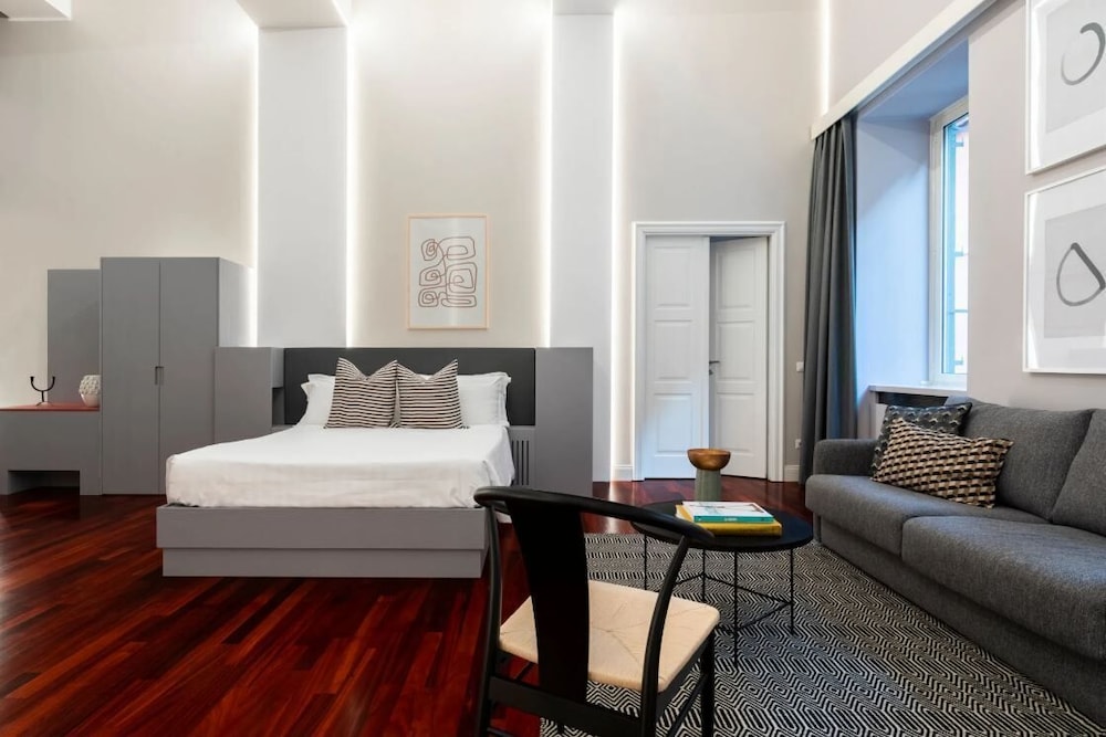 Croce Apartments