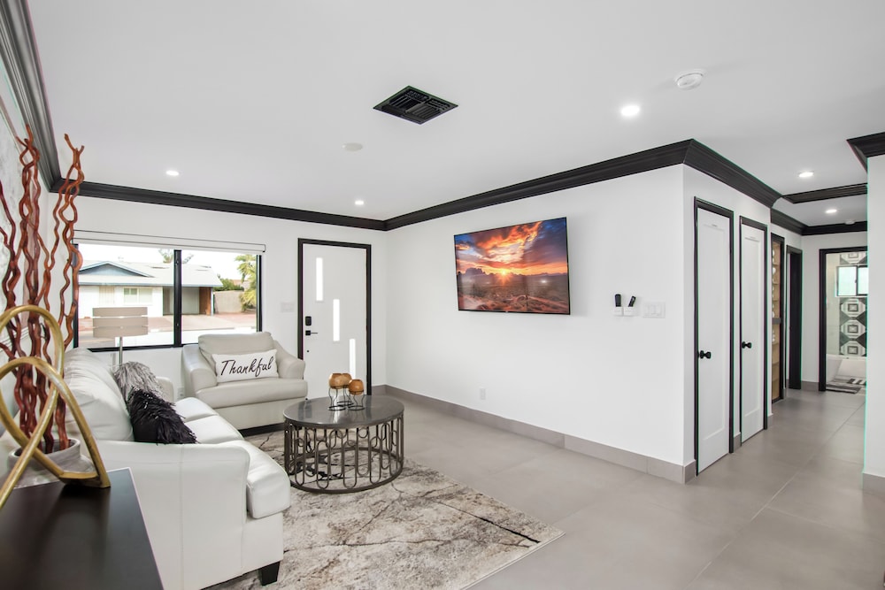 Modern Roose-pool Heat Available-hot Tub- Old Town