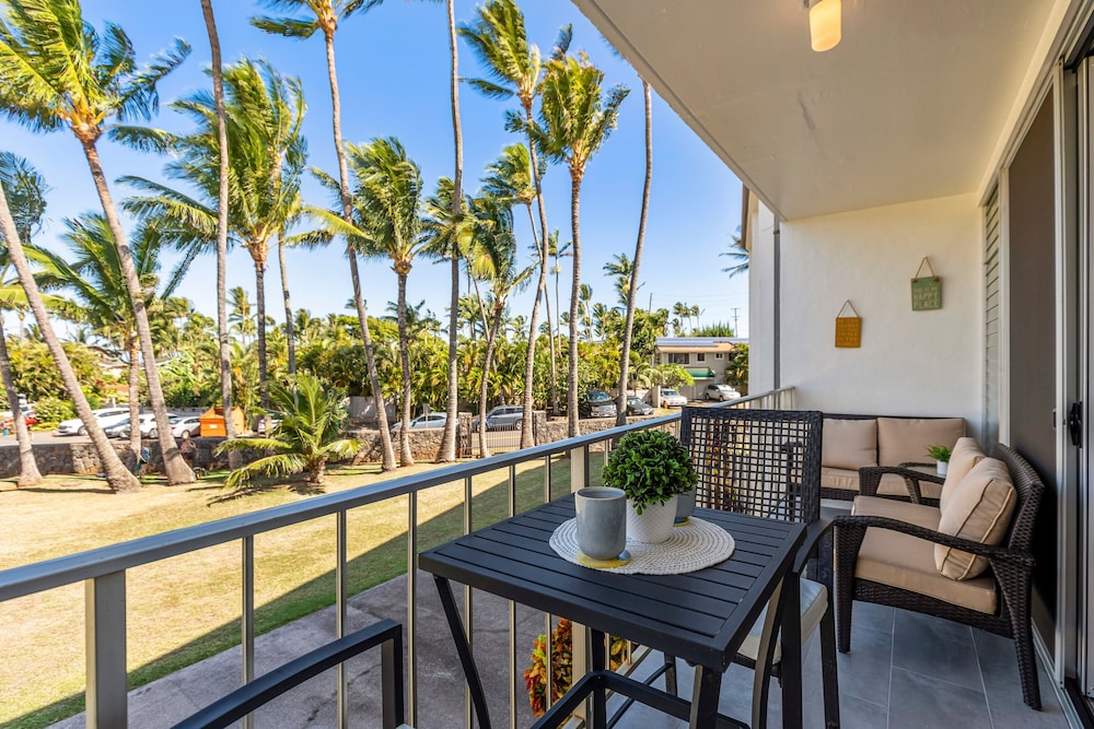 Kuau Plaza Paia Condo with Parking