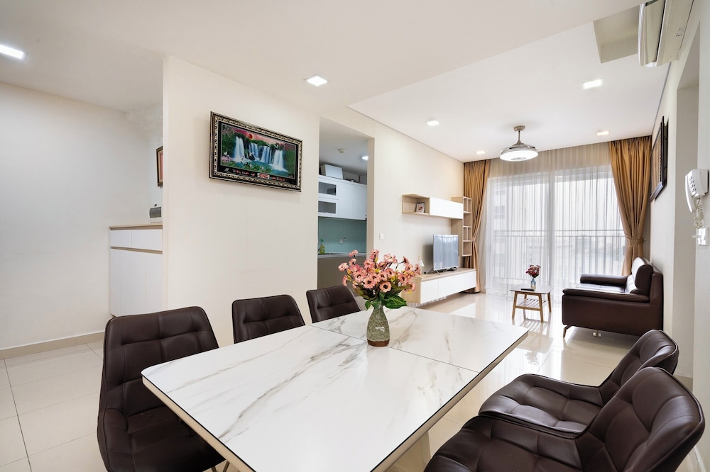 Apartment near Tan Son Nhat Airpot