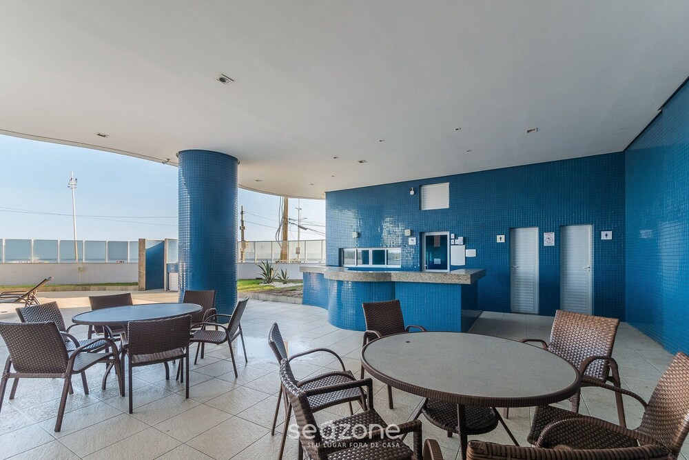 Your Exclusive Stay in a Building With a Pool Just Steps From the sea - WJA