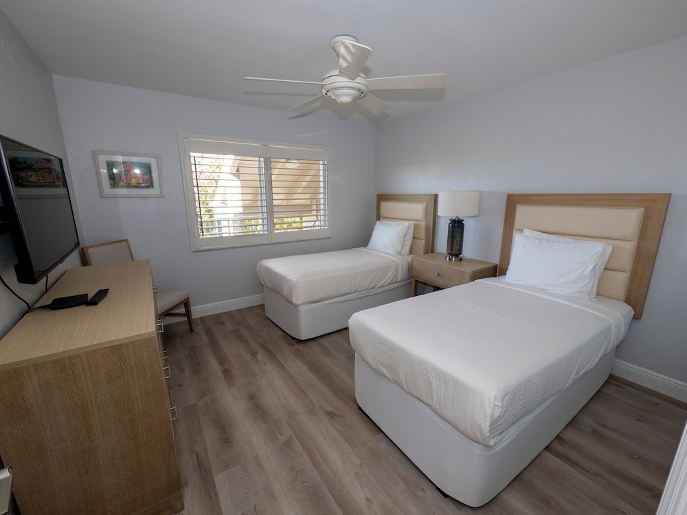 Shell Island Beach Club