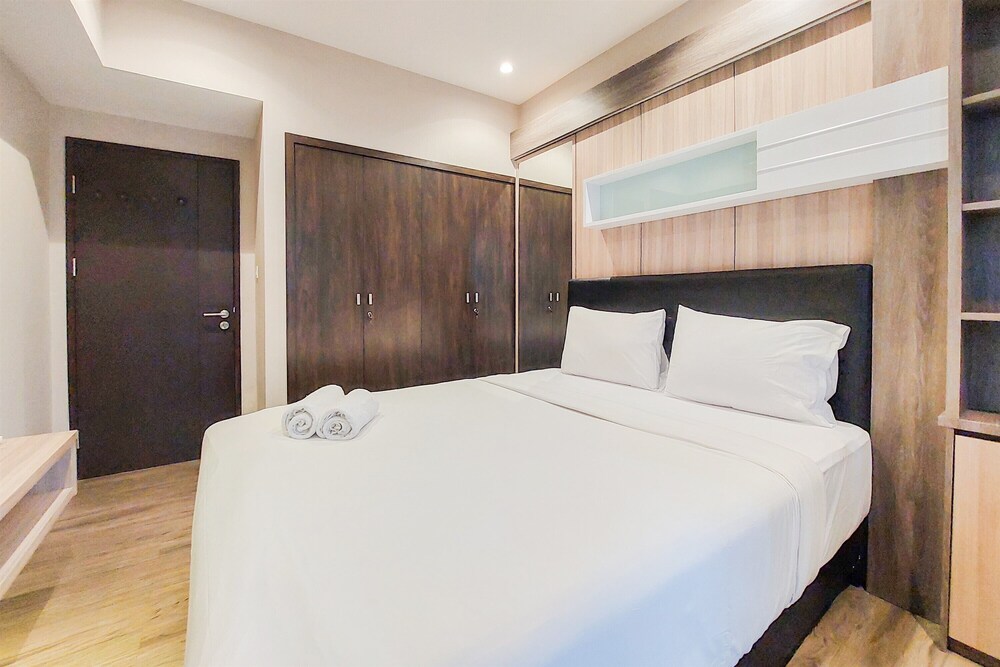 Cozy Living 2Br Apartment At 21St Floor Branz Bsd City