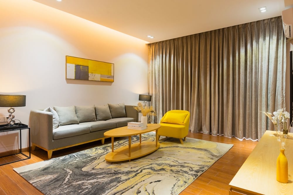 Huizhou Qu Wo Jia Shang Pin Apartment