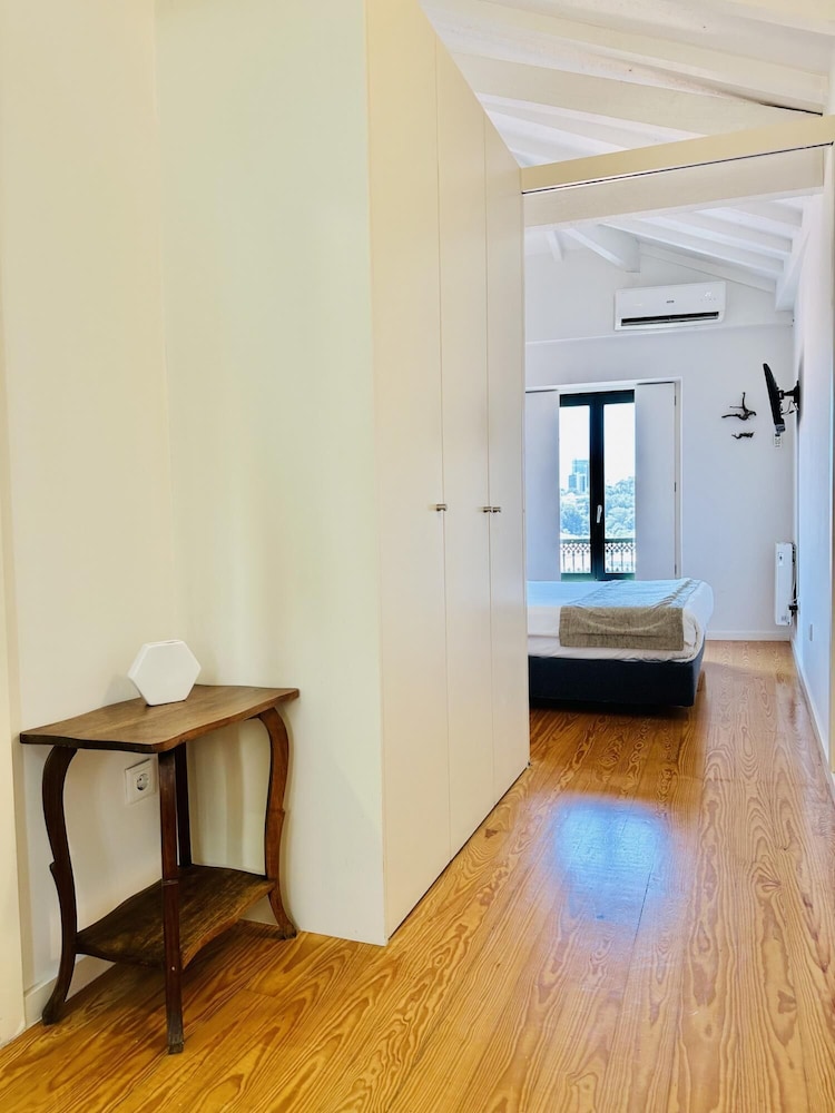 Youropo - Typical House 5 view 5