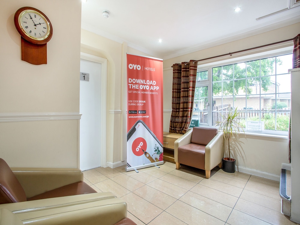 Flexistay Ambers Gatwick Aparthotel view 5