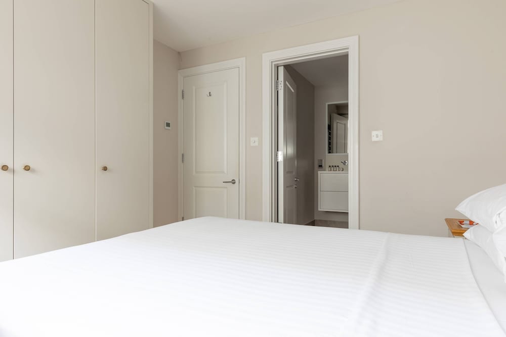 Callcott Street IV by Onefinestay