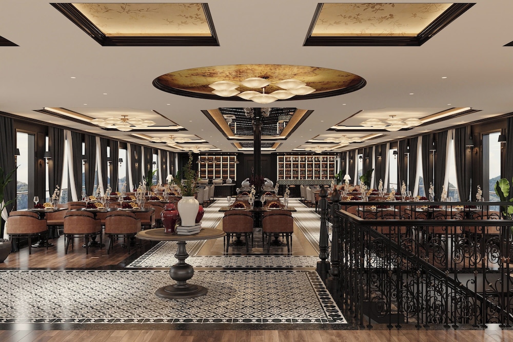 Aime'e Luxury Cruise