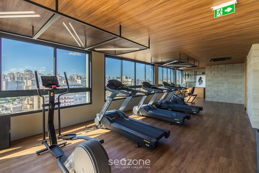 Condominium w/ Complete Leisure Facilities and Unbeatable Location in POA - Bles