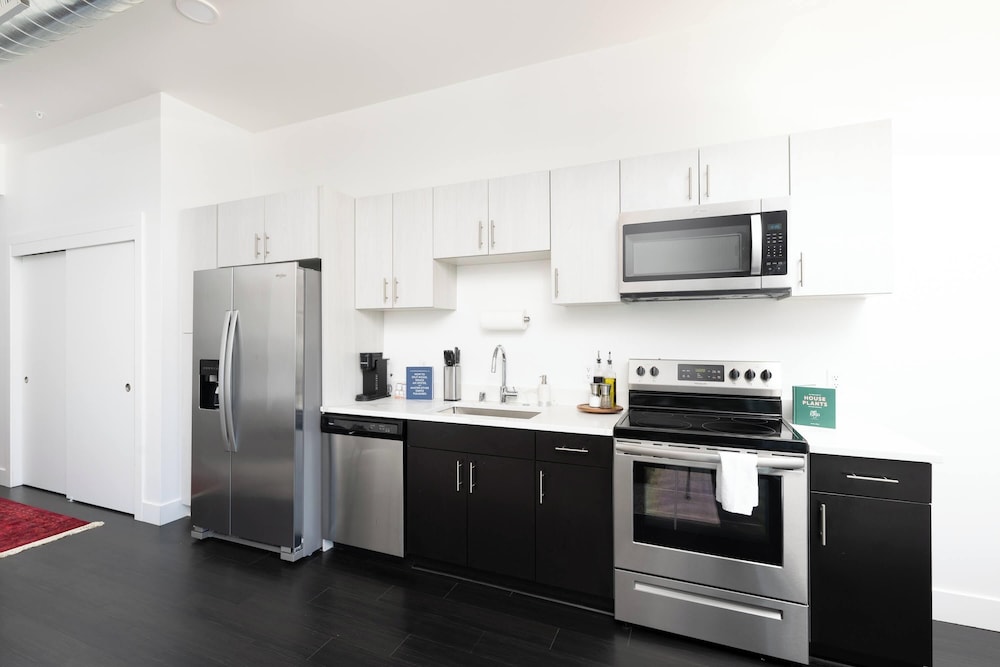550 W Juneau