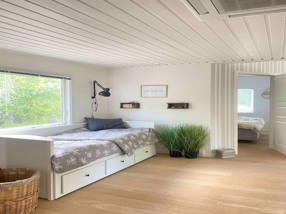 5 Star Holiday Home in Rodby
