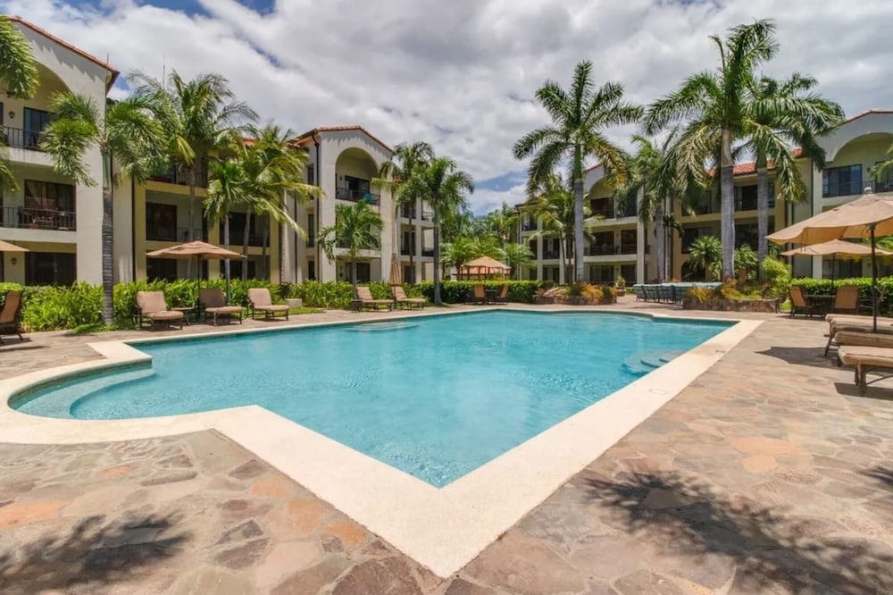 Elegant Condo in High-End Resort Community with Pool and Beach Club Access