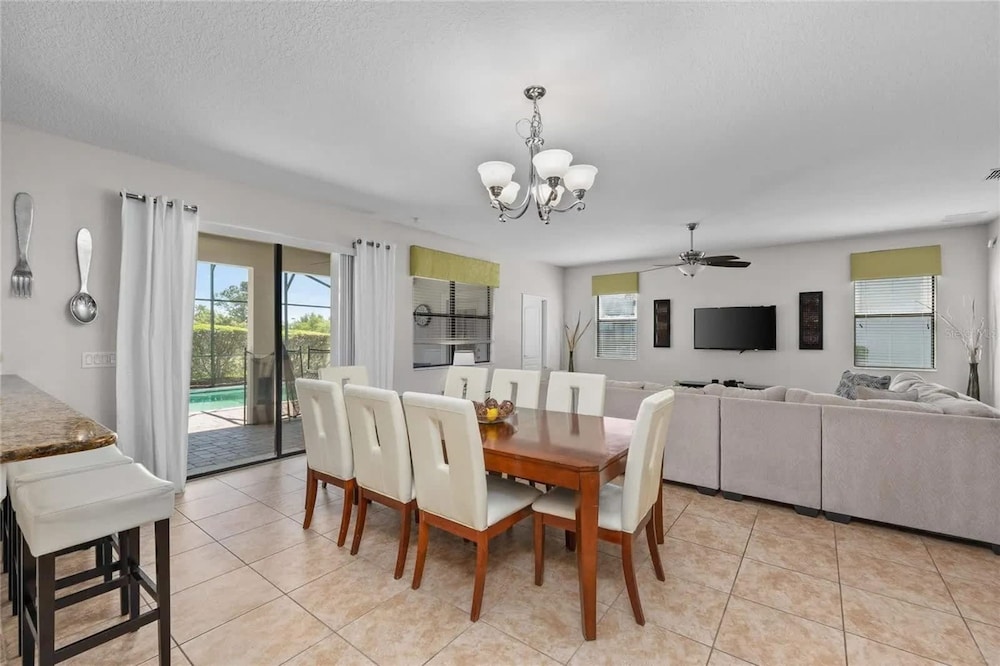 6 Bd Luxury Villa in Championsgate With Private Pool
