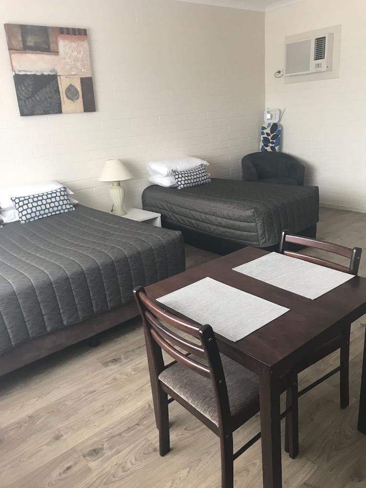 Pampas Motel - Property Image 10