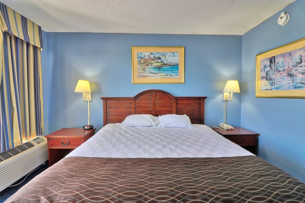 Patricia Grand 1804 1 Bedroom Condo