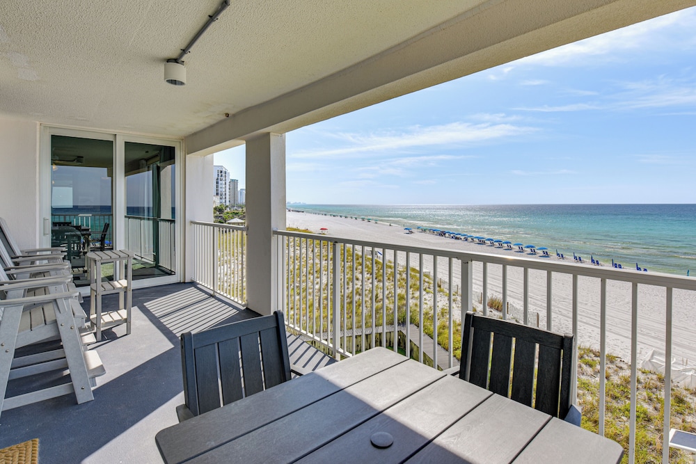 Steps to Beach: Oceanfront w/ Panoramic Gulf Views