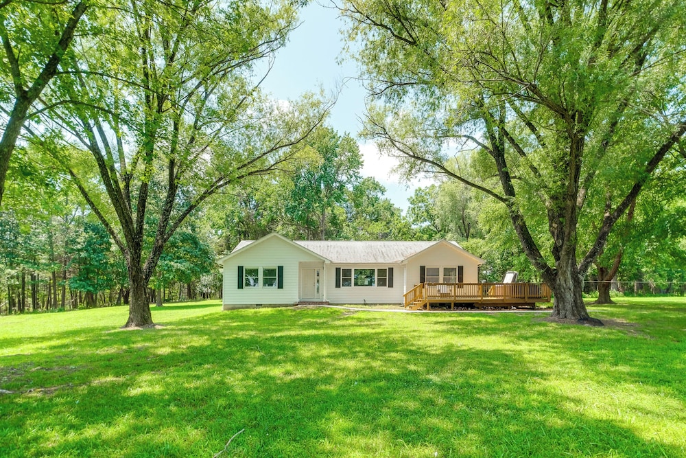 Pets Welcome: Riverfront Getaway in Colonial Beach