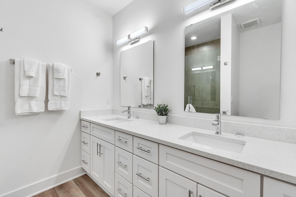 Azul Townhomes A1