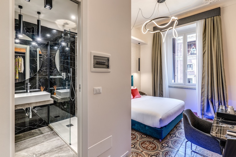 Arenula Suites