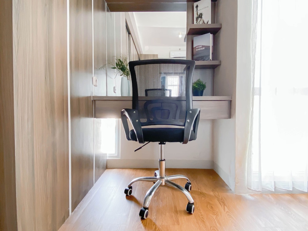 Best And Cozy 1Br Apartment At Vasanta Innopark