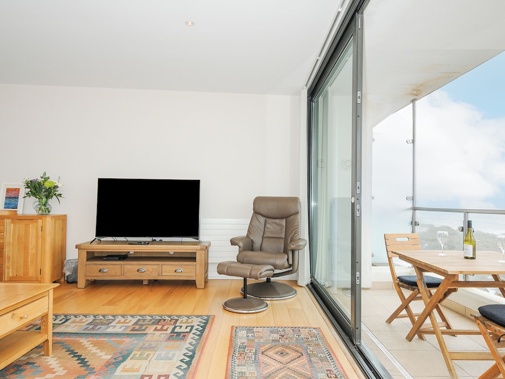 2 Horizon View