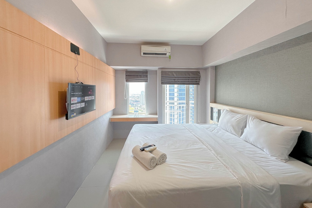 Pleasant and Restful Studio at Orchard Supermall Mansion Apartment