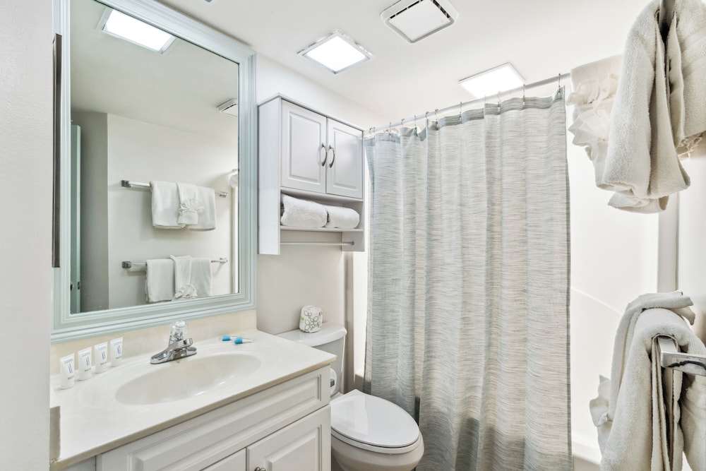 Windward Pointe 1502