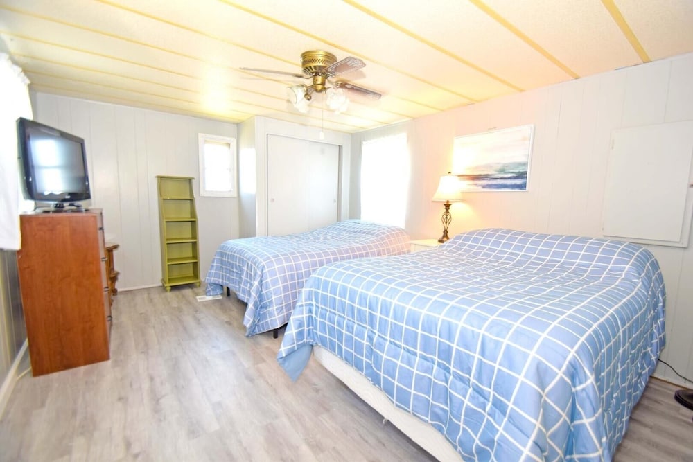 Montego Bay-atlantic Boulevard 13320 3 Bedroom Home by RedAwning view 2