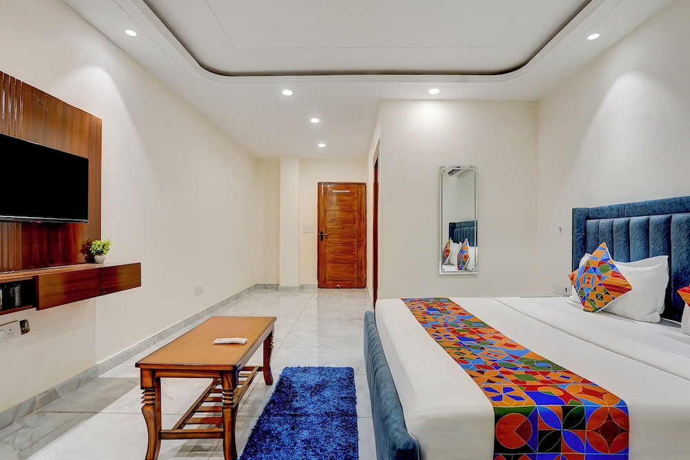Fabhotel The Royal Kishan Complex