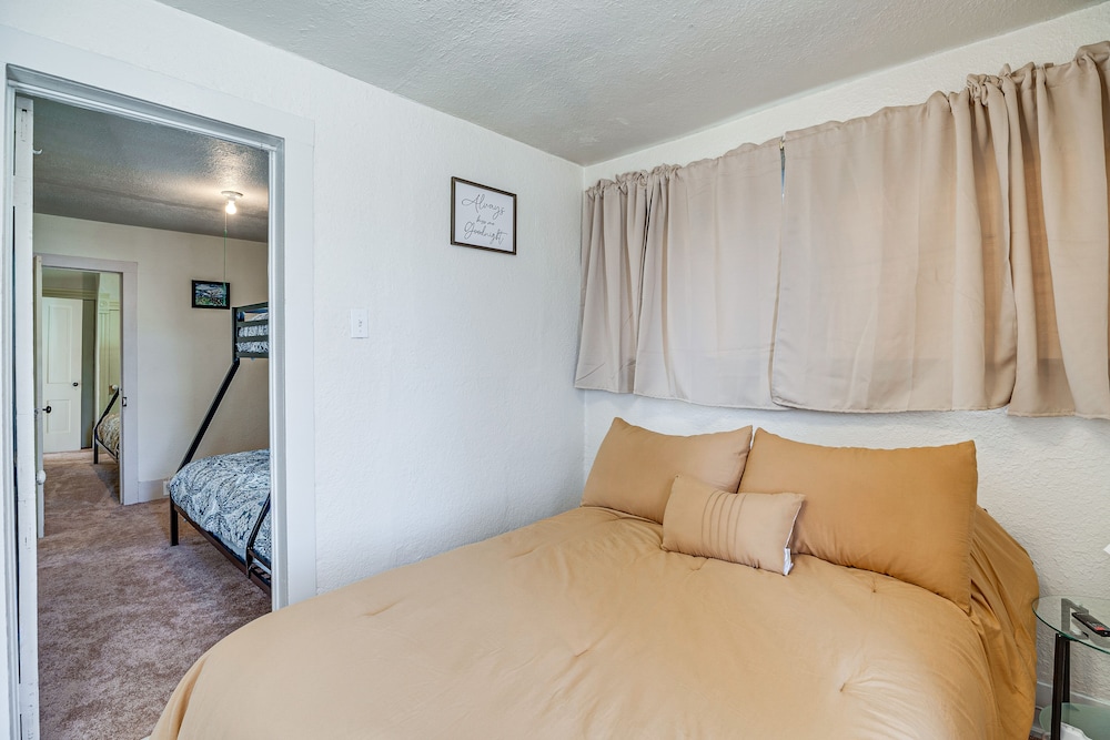 Close to Casinos + Trails: Historic Victor Cottage view 5
