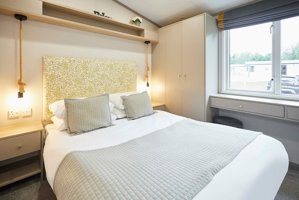 Host Stay Stone Beck Lodge