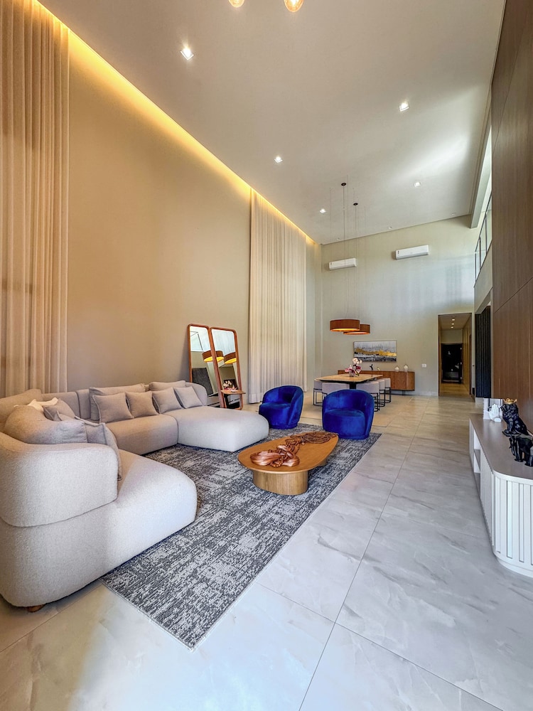 Mansão Luxo Lago - Caldas Novas