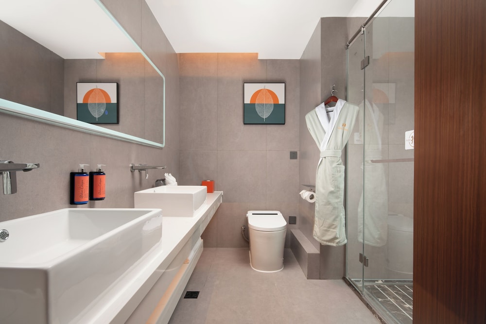 One Gem Hotel
