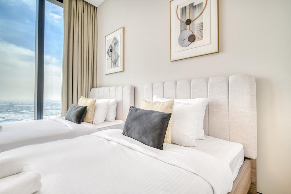 Cityscape and Majestic Retreat at Address JBR